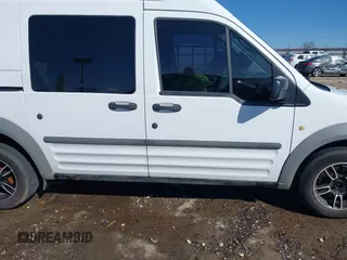 2011 Ford Transit Connect XL z VIN NM0LS7CN2BT058567, wystawiony jako IAAI lot #41971365 z przebiegiem 131 516 mil mil oraz . Historia ofert i sprzedaży dostępna na DreamBid. Obrazek 13.
