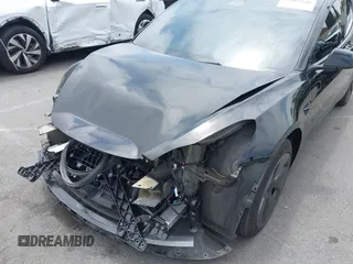 2023 Tesla Model 3 z VIN 5YJ3E1EAXPF604916, wystawiony jako IAAI lot #42461640 z przebiegiem 28 123 mil mil oraz . Historia ofert i sprzedaży dostępna na DreamBid. Obrazek 6.