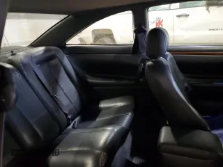 1999 Toyota Solara SE z VIN 2T1CF22P5XC230117, wystawiony jako Copart lot #57488925 z przebiegiem 282 366 mil mil oraz Czysty tytuł • Clean title. Historia ofert i sprzedaży dostępna na DreamBid. Obrazek 10.