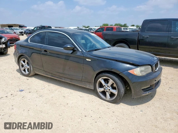 2009 BMW 1 Series 128i z VIN WBAUP73559VK76443, wystawiony jako Copart lot #58270455 z przebiegiem 151 731 mil mil oraz Szkoda całkowita • Salvage title. Historia ofert i sprzedaży dostępna na DreamBid. Obrazek 4.