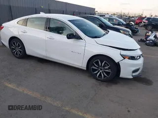 2018 Chevrolet Malibu LT z VIN 1G1ZD5ST2JF275375, wystawiony jako IAAI lot #41436503 z przebiegiem 87 319 mil mil oraz . Historia ofert i sprzedaży dostępna na DreamBid. Obrazek 1.