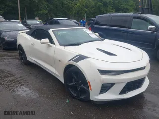 2018 Chevrolet Camaro 2SS with VIN 1G1FG3D78J0173774, listed as a IAAI auction lot 40052727 with 44,476 mi miles. Bid and sale history available at carsss.com. Image 1.