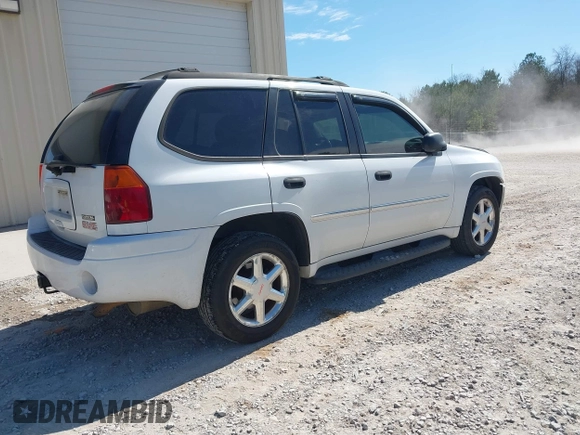 2007 GMC Envoy SLE with VIN 1GKDT13S472223365, listed as a IAAI auction lot 41690531 with 170,539 mi miles. Bid and sale history available at carsss.com. Image 4.