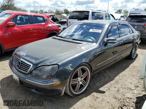 2002 Mercedes-Benz S-Class 4.3L with VIN WDBNG70J62A288492, listed as a Copart auction lot 75062694 with 0 mi miles and Salvage Title. Bid and sale history available at carsss.com. Image 1.