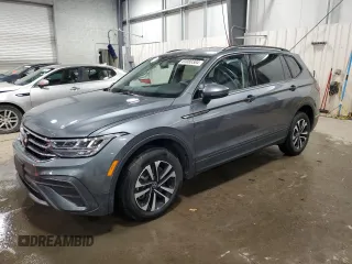 2022 Volkswagen Tiguan S with VIN 3VV0B7AX3NM116958, listed as a Copart auction lot 83080384 with 26,828 mi miles and Salvage Title. Bid and sale history available at carsss.com. Image 1.