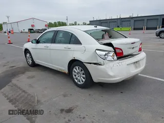 2008 Chrysler Sebring LX with VIN 1C3LC46K28N133141, listed as a IAAI auction lot 42341590 with 140,668 mi miles and . Bid and sale history available at DreamBid. Image 3.