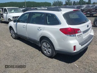 2010 Subaru Outback z VIN 4S4BRCAC1A3356879, wystawiony jako IAAI lot #42482545 z przebiegiem 114 542 mil mil oraz . Historia ofert i sprzedaży dostępna na DreamBid. Obrazek 3.