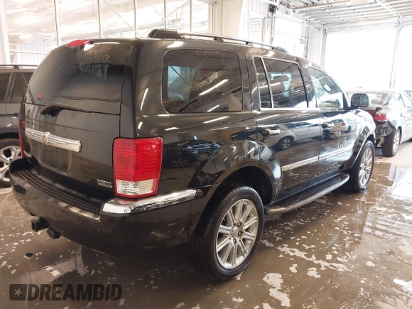 2007 Chrysler Aspen Limited z VIN 1A8HW58247F582768, wystawiony jako IAAI lot #41932016 z przebiegiem 113 268 mil mil oraz . Historia ofert i sprzedaży dostępna na DreamBid. Obrazek 4.
