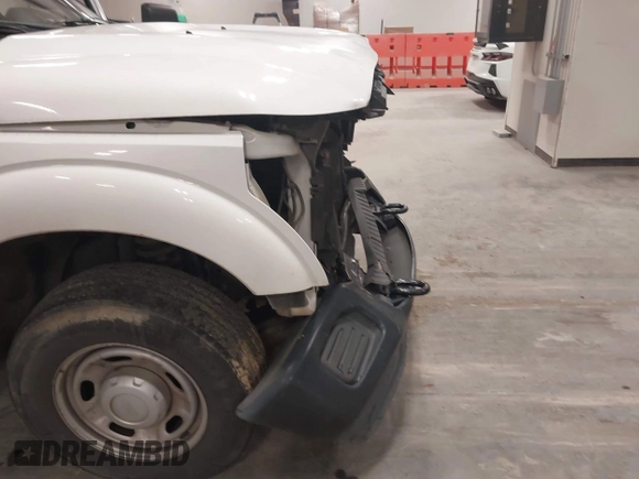 2013 Ford F-250 XL with VIN 1FTBF2A61DEB82032, listed as a IAAI auction lot 41009639 with 45,880 mi miles and . Bid and sale history available at DreamBid. Image 19.
