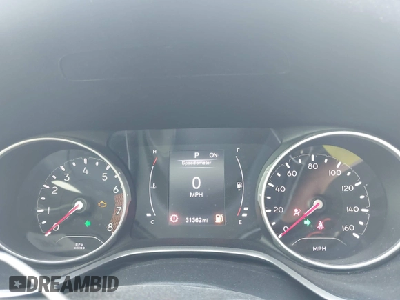 2019 Jeep Compass Altitude z VIN 3C4NJCBB1KT614838, wystawiony jako IAAI lot #42470666 z przebiegiem 31 362 mil mil oraz . Historia ofert i sprzedaży dostępna na DreamBid. Obrazek 7.