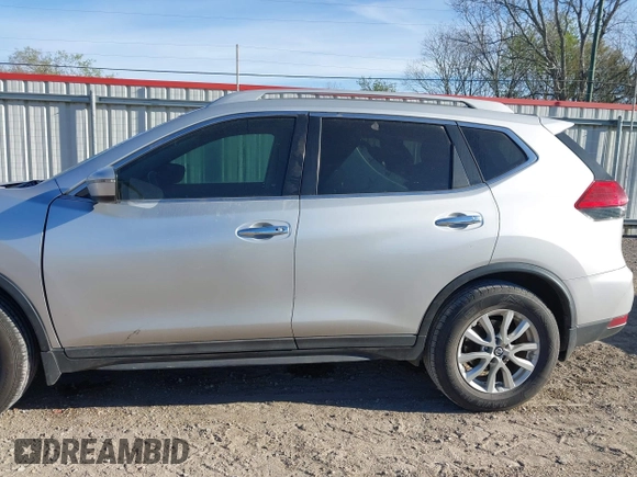 2017 Nissan Rogue SL with VIN 5N1AT2MT0HC826302, listed as a IAAI auction lot 41801657 with 111,216 mi miles and . Bid and sale history available at DreamBid. Image 15.