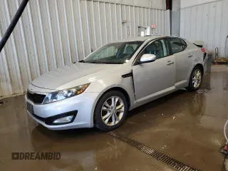 2013 Kia Optima EX z VIN 5XXGN4A72DG238200, wystawiony jako Copart lot #63278395 z przebiegiem 133 647 mil mil oraz Nie do naprawy • Non repairable. Historia ofert i sprzedaży dostępna na DreamBid. Obrazek 1.