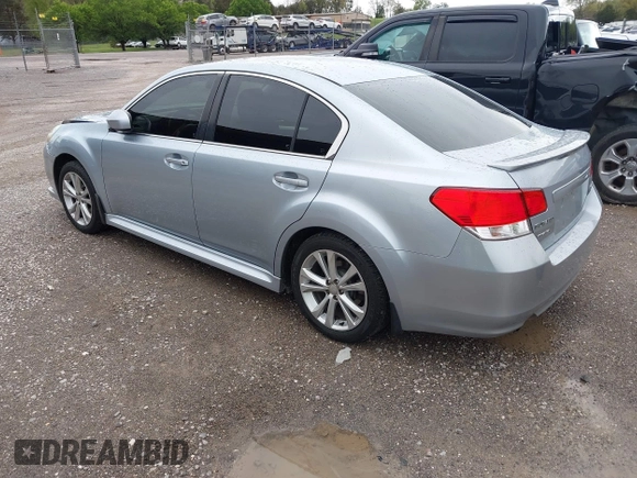 2013 Subaru Legacy Premium z VIN 4S3BMCC68D3036604, wystawiony jako IAAI lot #41956774 z przebiegiem 145 211 mil mil oraz . Historia ofert i sprzedaży dostępna na DreamBid. Obrazek 3.