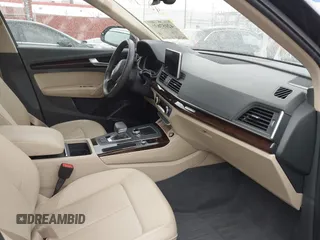 2019 Audi Q5 Premium Plus z VIN WA1BNAFY5K2049080, wystawiony jako IAAI lot #42057631 z przebiegiem 94 767 mil mil oraz . Historia ofert i sprzedaży dostępna na DreamBid. Obrazek 5.