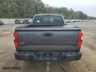 2018 Toyota Tundra 4WD SR5 with VIN 5TFAW5F13JX752977, listed as a Copart auction lot 50633495 with 0 mi miles and Salvage Title. Bid and sale history available at carsss.com. Image 6.