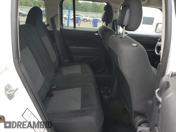 2017 Jeep Patriot Latitude с VIN 1C4NJPFB2HD183300, выставлен на аукционе Copart как лот 57647715 с пробегом 198 471 миль миль и Чистый • Clean title. История ставок и продаж доступна на DreamBid. Изображение 11.