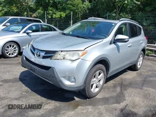 2013 Toyota RAV4 XLE с VIN JTMRFREV9DD022222, выставлен на аукционе IAAI как лот 42530180 с пробегом 218 930 миль миль и . История ставок и продаж доступна на DreamBid. Изображение 2.