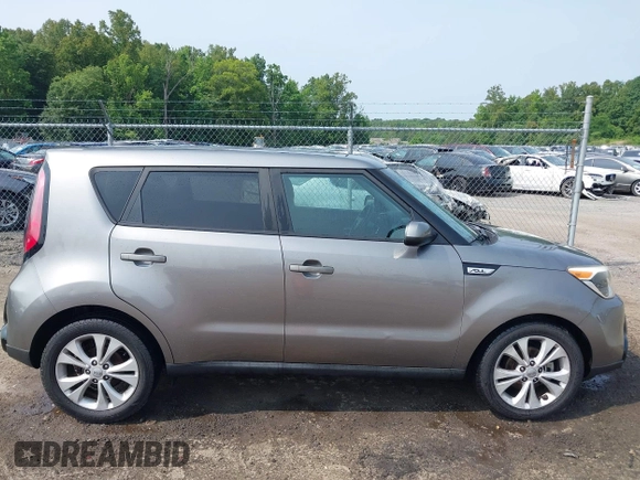 2016 Kia Soul + z VIN KNDJP3A57G7312166, wystawiony jako IAAI lot #42423704 z przebiegiem 106 619 mil mil oraz . Historia ofert i sprzedaży dostępna na DreamBid. Obrazek 13.