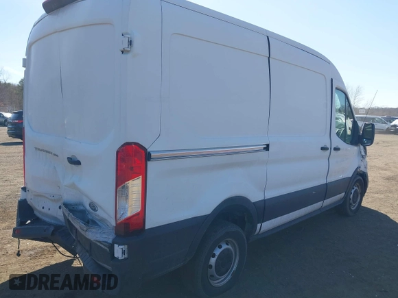 2019 Ford Transit z VIN 1FTYR1CM6KKB81786, wystawiony jako IAAI lot #41638685 z przebiegiem 87 476 mil mil oraz . Historia ofert i sprzedaży dostępna na DreamBid. Obrazek 17.