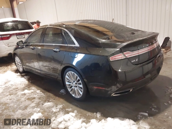 2014 Lincoln MKZ with VIN 3LN6L2G93ER800523, listed as a IAAI auction lot 41296957 with 140,136 mi miles. Bid and sale history available at carsss.com. Image 3.