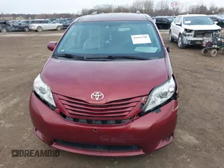 2016 Toyota Sienna LE AAS with VIN 5TDKK3DC0GS751907, listed as a IAAI auction lot 41831340 with 100,610 mi miles. Bid and sale history available at carsss.com. Image 13.