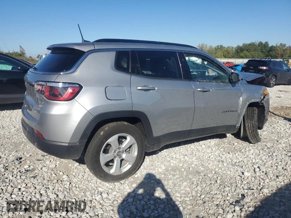 2019 Jeep Compass Latitude with VIN 3C4NJDBB7KT849802, listed as a Copart auction lot 73224754 with 46,263 mi miles and Salvage Title. Bid and sale history available at DreamBid. Image 3.