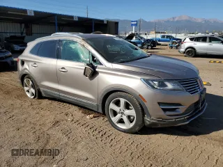 2018 Lincoln MKC Premiere with VIN 5LMCJ1D99JUL12992, listed as a Copart auction lot 73115294 with 86,612 mi miles and Salvage title. Bid and sale history available at DreamBid. Image 4.