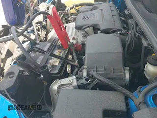 2017 Toyota RAV4 LE z VIN JTMBFREV9HJ130462, wystawiony jako IAAI lot #42659336 z przebiegiem 115 644 mil mil oraz . Historia ofert i sprzedaży dostępna na DreamBid. Obrazek 19.