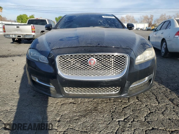 2016 Jaguar XJ Portfolio with VIN SAJWJ2GD3G8V92115, listed as a Copart auction lot 89026695 with 213,927 mi miles and Clean title. Bid and sale history available at DreamBid. Image 5.