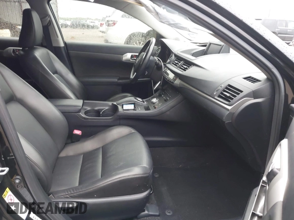 2011 Lexus CT 200h with VIN JTHKD5BH3B2043301, listed as a IAAI auction lot 41958504 with 139,080 mi miles and . Bid and sale history available at carsss.com. Image 5.