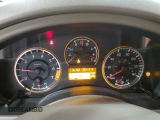 2014 Nissan Armada SV z VIN 5N1AA0NC6EN601343, wystawiony jako Copart lot #55153645 z przebiegiem 116 152 mil mil oraz Czysty tytuł • Clean title. Historia ofert i sprzedaży dostępna na DreamBid. Obrazek 9.