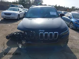2019 Jeep Cherokee Latitude Plus with VIN 1C4PJMLB7KD311789, listed as a IAAI auction lot 41932802 with 75,186 mi miles and . Bid and sale history available at DreamBid. Image 13.