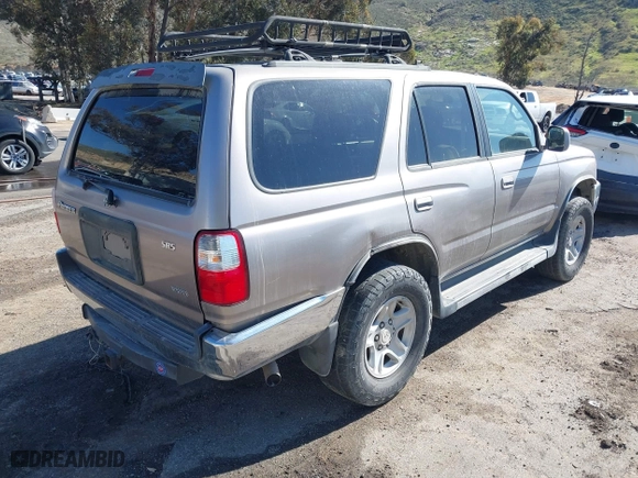2001 Toyota 4Runner SR5 with VIN JT3GN86R610195788, listed as a IAAI auction lot 41738959 with 241,650 mi miles. Bid and sale history available at carsss.com. Image 4.