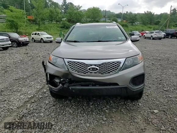2013 Kia Sorento LX with VIN 5XYKTDA23DG420701, listed as a Copart auction lot 63235625 with 180,322 mi miles and Salvage title. Bid and sale history available at DreamBid. Image 14.