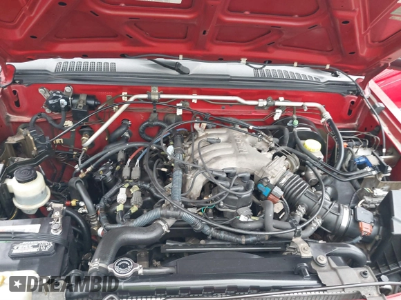 2001 Nissan Xterra XE z VIN 5N1ED28T31C565486, wystawiony jako IAAI lot #41518967 z przebiegiem 349 954 mil mil oraz . Historia ofert i sprzedaży dostępna na DreamBid. Obrazek 10.