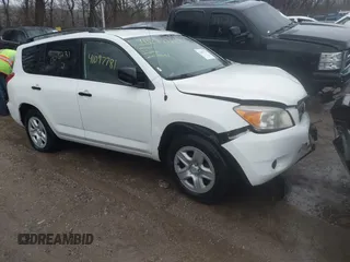 2006 Toyota RAV4 with VIN JTMBK33V165006431, listed as a IAAI auction lot 41097781 with 147,071 mi miles. Bid and sale history available at carsss.com. Image 1.