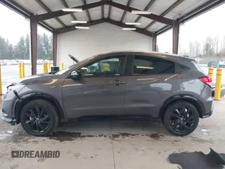 2022 Honda HR-V Sport with VIN 3CZRU6H18NM739546, listed as a IAAI auction lot 41777948 with 25,176 mi miles. Bid and sale history available at carsss.com. Image 15.
