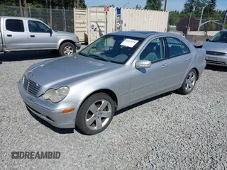 2001 Mercedes-Benz C 230/260/280/320 z VIN WDBRF61J51F013288, wystawiony jako IAAI lot #42322128 z przebiegiem Nie podano mil oraz . Historia ofert i sprzedaży dostępna na DreamBid. Obrazek 17.