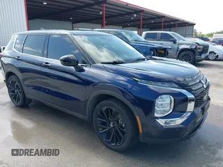 2022 Mitsubishi Outlander SE with VIN JA4J3UA80NZ065158, listed as a IAAI auction lot 42538514 with 70,400 mi miles and . Bid and sale history available at DreamBid. Image 1.