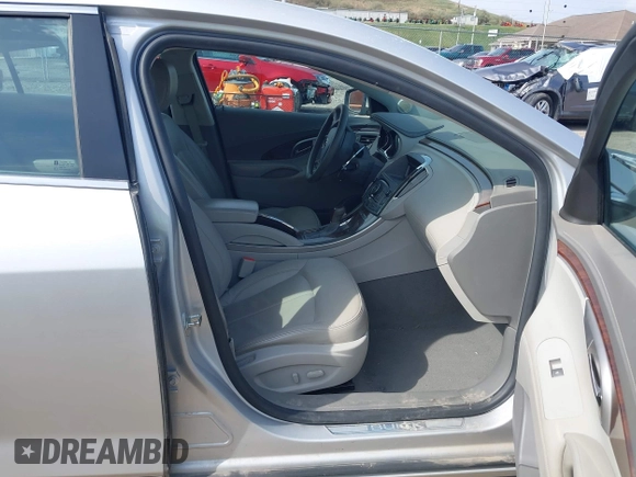 2010 Buick LaCrosse CXL with VIN 1G4GC5EG1AF201649, listed as a IAAI auction lot 41923891 with 93,967 mi miles and . Bid and sale history available at DreamBid. Image 5.