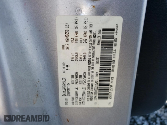 2005 Dodge 1500 SLT z VIN 1D7HU18DX5S312543, wystawiony jako Copart lot #52476795 z przebiegiem 305 437 mil mil oraz Nie do naprawy • Non repairable. Historia ofert i sprzedaży dostępna na DreamBid. Obrazek 12.