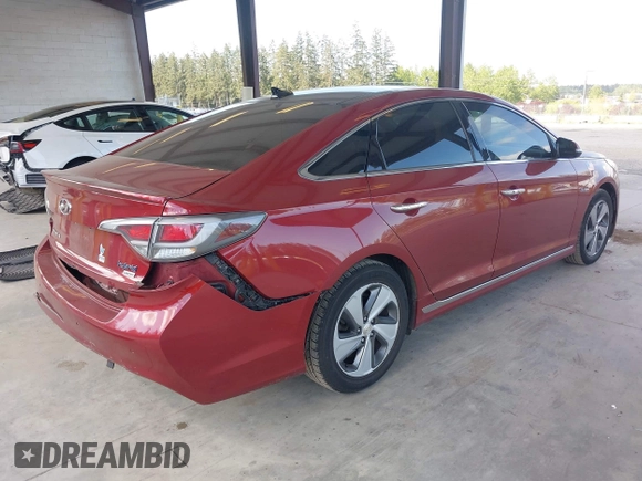 2017 Hyundai Sonata Limited with VIN KMHE34L38HA064461, listed as a IAAI auction lot 42160640 with 98,771 mi miles and . Bid and sale history available at DreamBid. Image 4.
