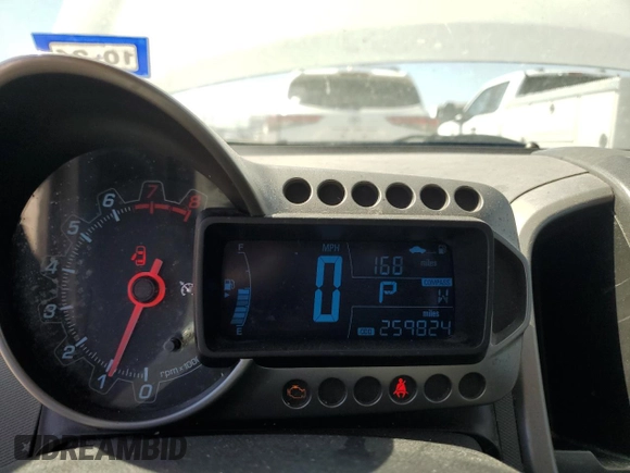 2013 Chevrolet Sonic LT with VIN 1G1JC6SH1D4188164, listed as a Copart auction lot 48768575 with 259,824 mi miles and Clean Title. Bid and sale history available at carsss.com. Image 9.