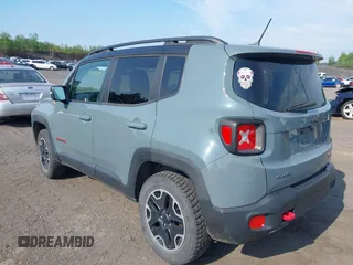 2016 Jeep Renegade Trailhawk z VIN ZACCJBCT8GPC66771, wystawiony jako IAAI lot #42666893 z przebiegiem 69 989 mil mil oraz . Historia ofert i sprzedaży dostępna na DreamBid. Obrazek 3.