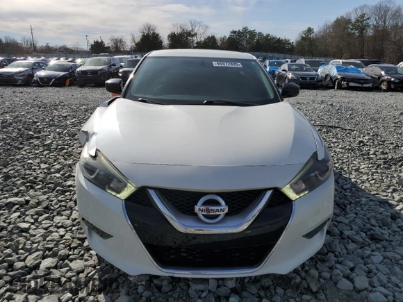 2017 Nissan Maxima S with VIN 1N4AA6AP3HC424322, listed as a Copart auction lot 46972805 with 162,070 mi miles and Salvage Title. Bid and sale history available at DreamBid. Image 5.