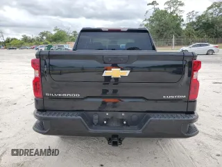 2022 Chevrolet Silverado 1500 Custom with VIN 3GCPABEK1NG596837, listed as a Copart auction lot 55095305 with 32,919 mi miles and Salvage Title. Bid and sale history available at DreamBid. Image 6.