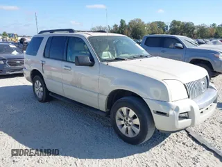 2006 Mercury Mountaineer Convenience with VIN 4M2EU36EX6UJ12881, listed as a IAAI auction lot 40594962 with 260,297 mi miles. Bid and sale history available at carsss.com. Image 1.