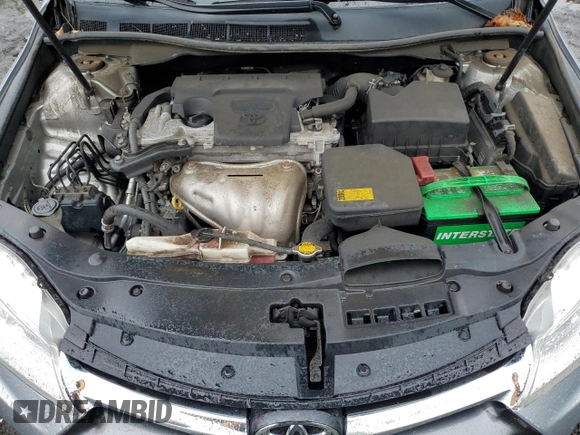 2015 Toyota Camry XLE z VIN 4T4BF1FK7FR460099, wystawiony jako Copart lot #57674195 z przebiegiem 162 774 mil mil oraz Szkoda całkowita • Salvage title. Historia ofert i sprzedaży dostępna na DreamBid. Obrazek 11.