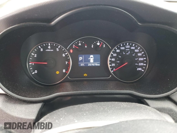 2014 Kia Rondo LX with VIN KNAHT8A35E7072485, listed as a Copart auction lot 88426455 with 257,679 mi miles and Clean Title. Bid and sale history available at carsss.com. Image 9.