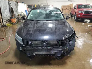2017 Volkswagen Passat SEL Premium z VIN 1VWCT7A34HC078780, wystawiony jako Copart lot #49827235 z przebiegiem 94 618 mil mil oraz Szkoda całkowita • Salvage title. Historia ofert i sprzedaży dostępna na DreamBid. Obrazek 5.